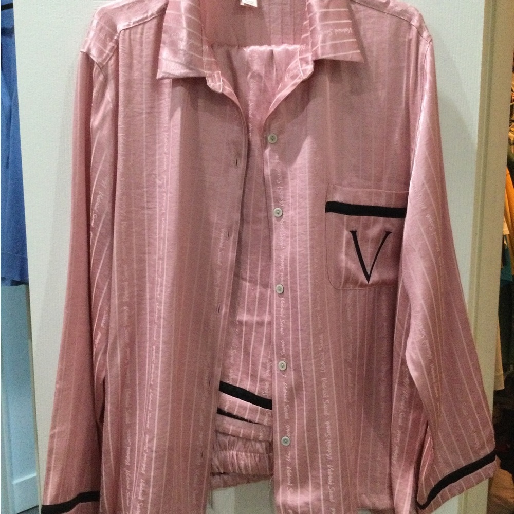 Ladies Victoria Secret Pajama Set